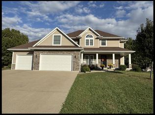 3608 Bettina Ln, Macon, MO 63552