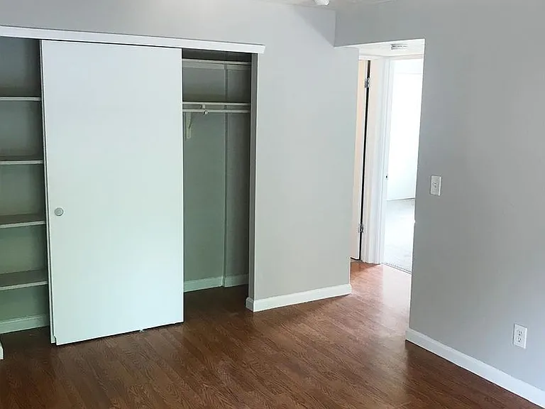 525 Lowell Ave — Photo 30