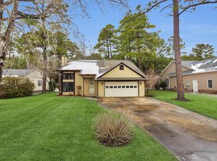 1824 Caracara Dr, New Bern, NC 28560