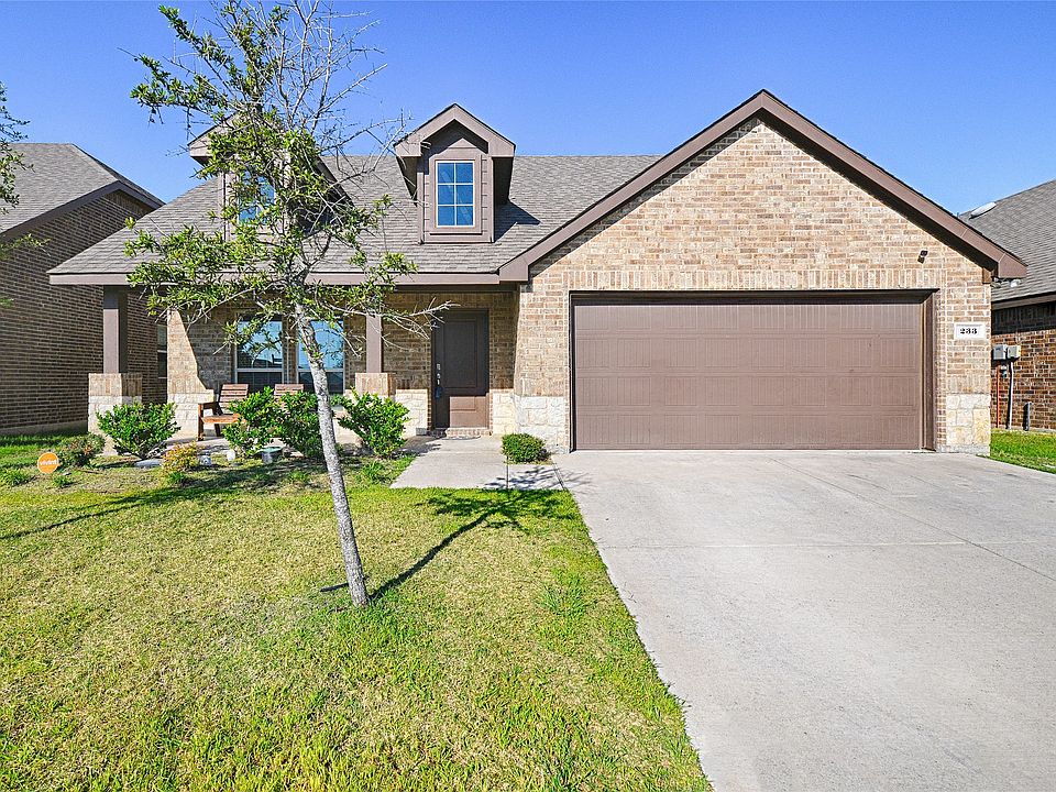 1st image of 233 Stevenson Lndg