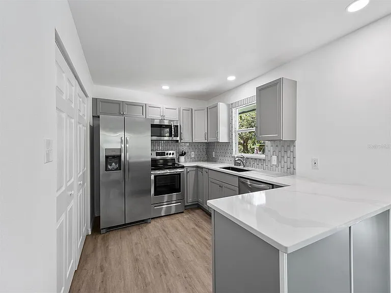 23019 Seneca Ave #A — Photo 11