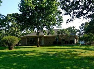 206 E George Ave, Pocola, OK 74902