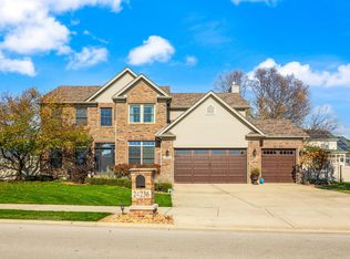 24236 Golden Sunset Dr, Plainfield, IL 60585