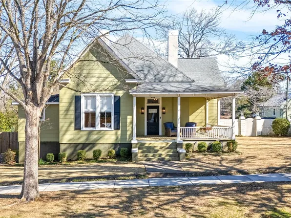 409 N 8th St, Opelika, AL 36801