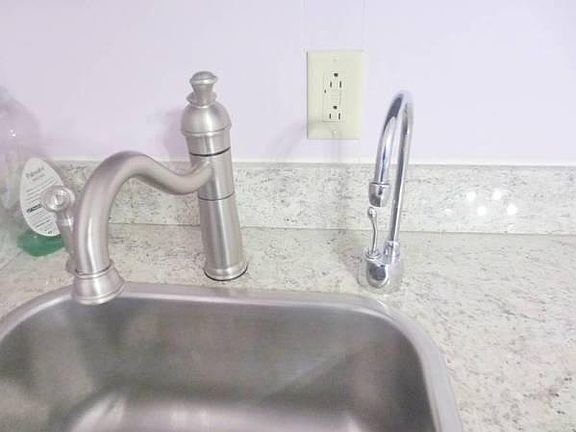 5th image of 4522 Brooklyn Ave NE #102