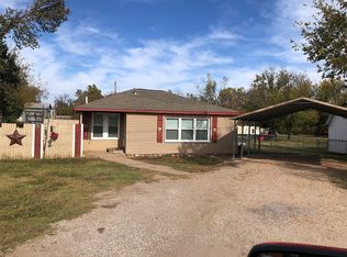 335 Fir St, Perry, OK 73077