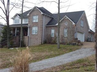 717 Hogans Branch Rd, Hendersonville, TN 37075