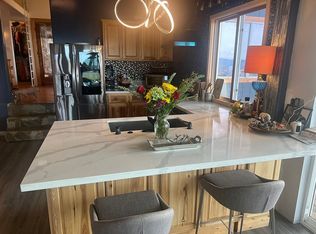 51571 Coyote Ridge Rd, Oakhurst, CA 93644