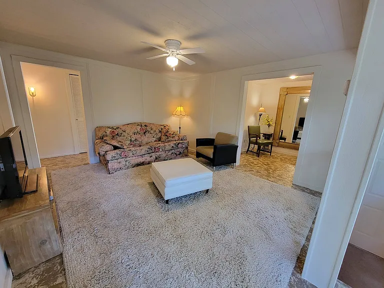 202 Fair St — Photo 9
