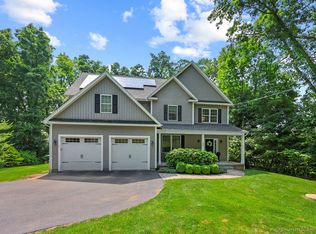 85 Coleman Rd, Glastonbury, CT 06033