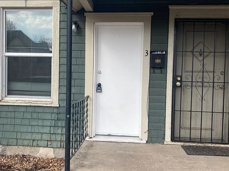 410 E Yampa St — Photo 3