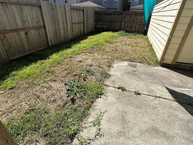 23851 Single Oak St — Photo 15