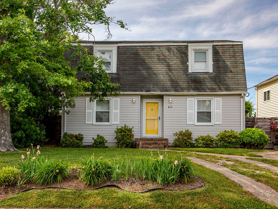 1st image of 415 Pinewood Dr