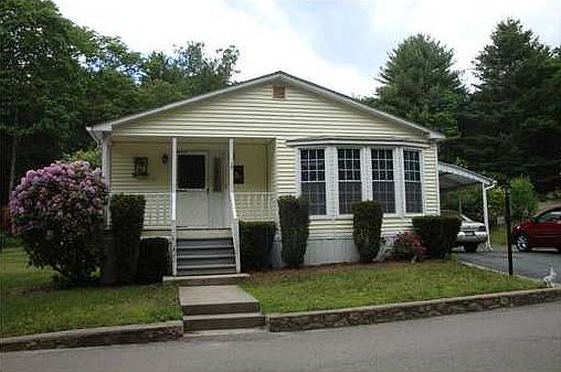 1st image of 111 Sherwood Valley Ln