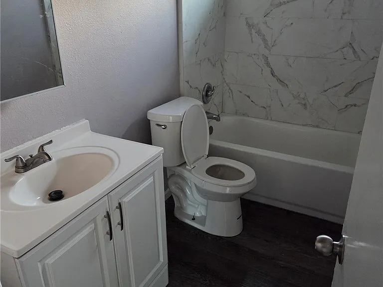 2665 Rosedale Ave — Photo 10