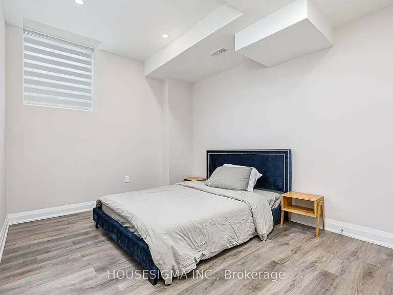 114 Goldie Ct — Photo 30