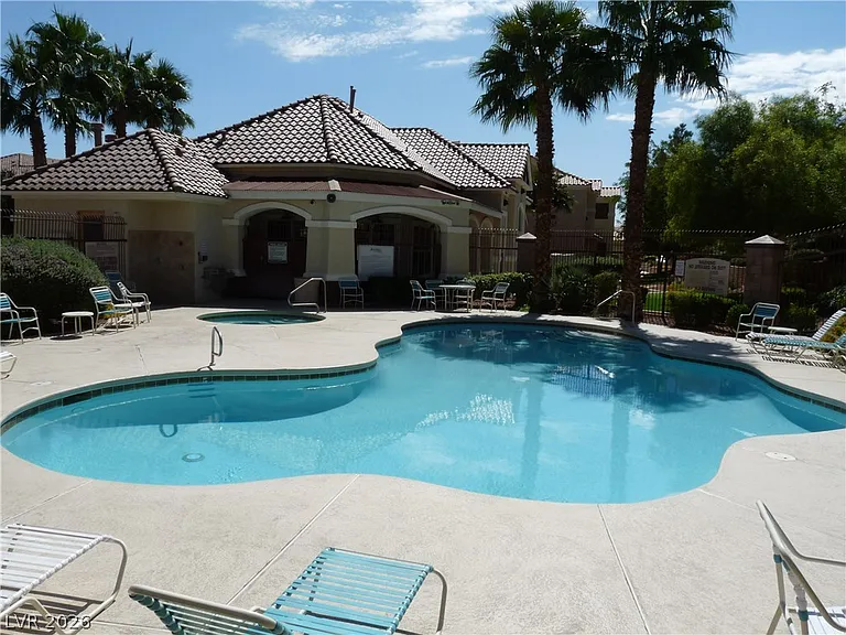 5855 Valley Dr #2030 — Photo 34