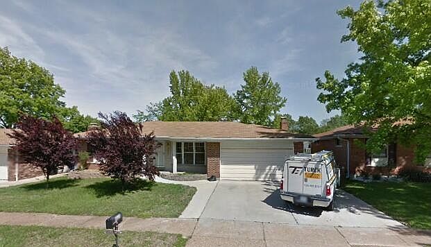 1st image of 4624 Villa Knoll Dr