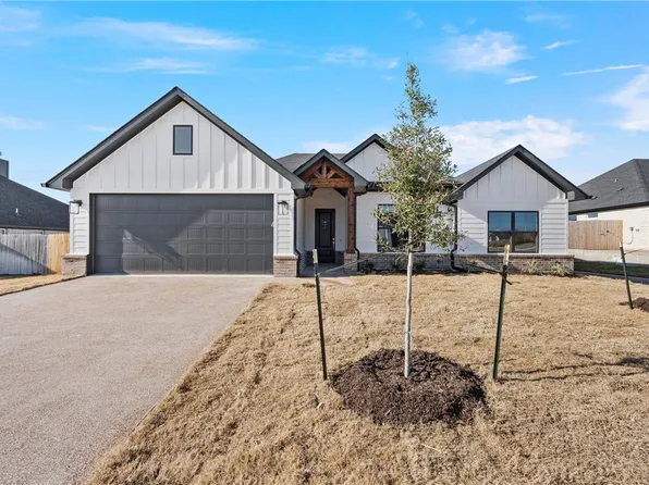 937 Northern Dancer Dr, Hewitt, TX 76643