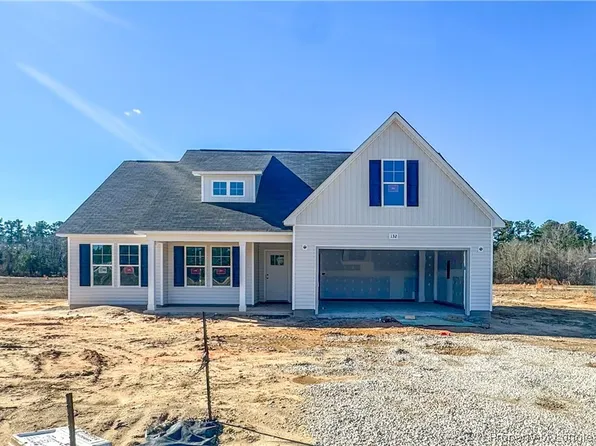 132 Presley St, Raeford, NC 28376