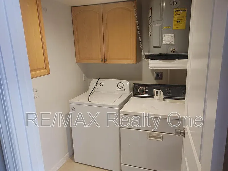 389 NW 14th Pl #1 — Photo 18