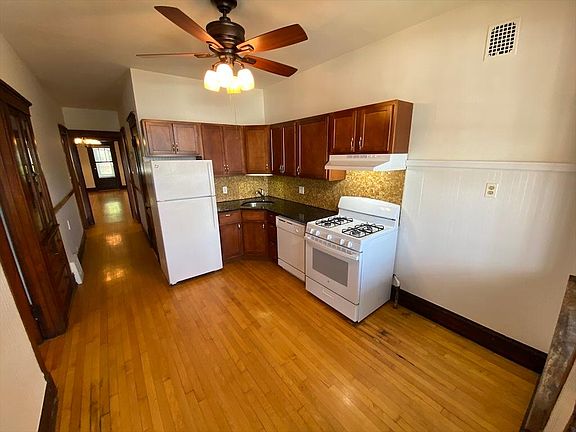 5th image of 5110 N Ashland Ave APT 1