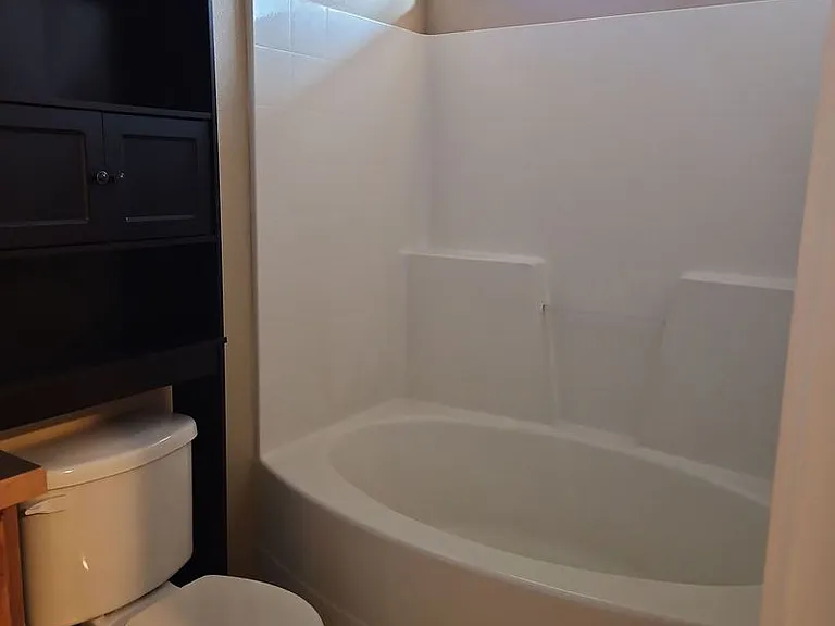 5664 N Hertford Way — Photo 7