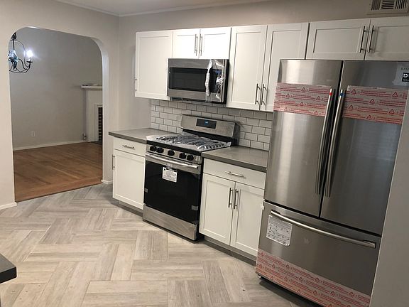 3rd image of 5211 Rosita Way