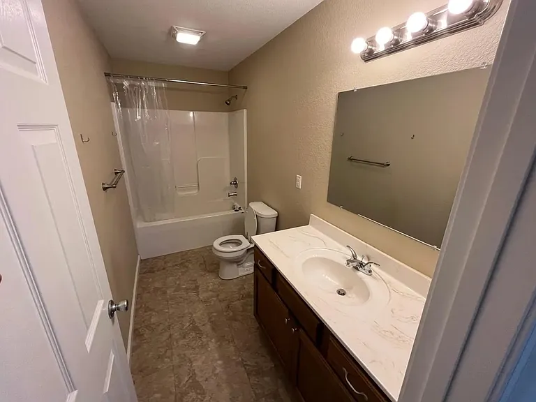 11102 Blandville Rd #11130 — Photo 3