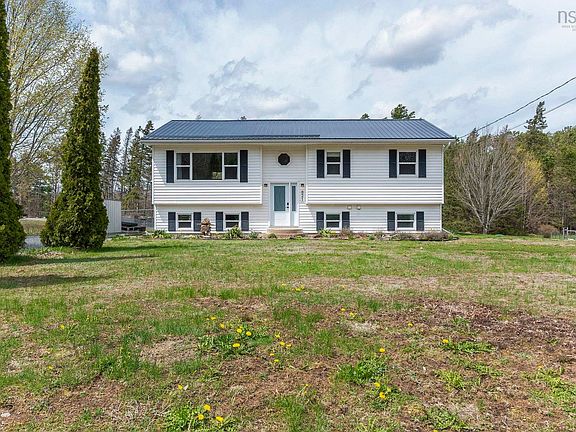 2nd image of 821 Meadowvale Rd