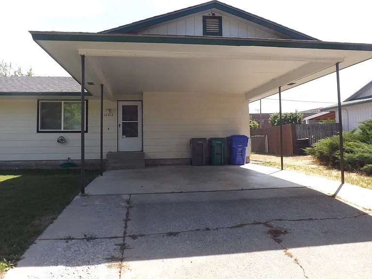 12612 E 31st Ave — Photo 12