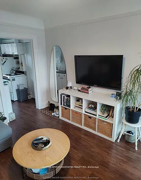 117 Marion St #2 — Photo 4