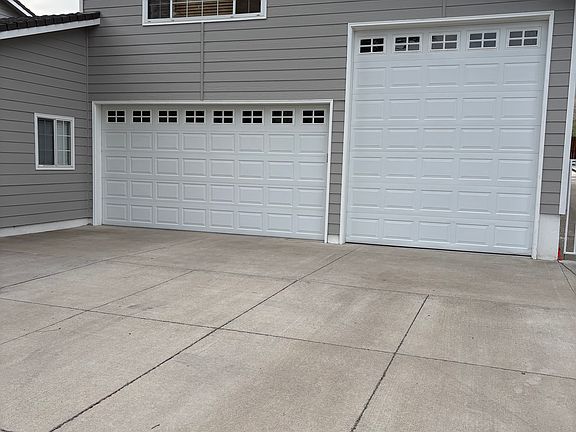 2nd image of 5100 Sleepy Hollow Dr