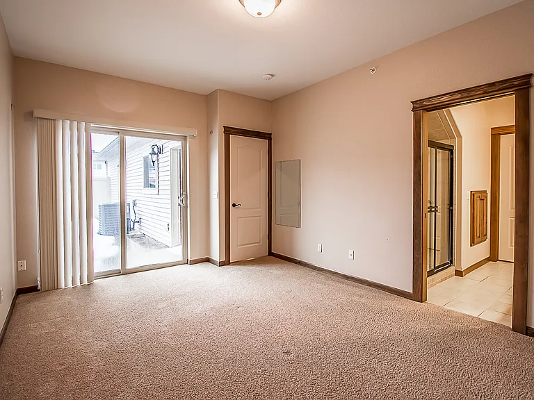 1462 E Mordyl Loop — Photo 7