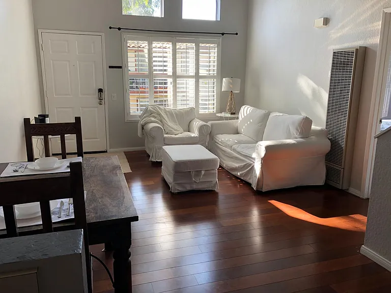 4095 Rosenda Ct — Photo 10