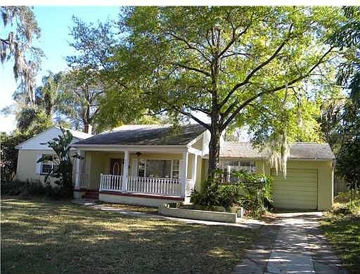 1st image of 930 Garden Dr