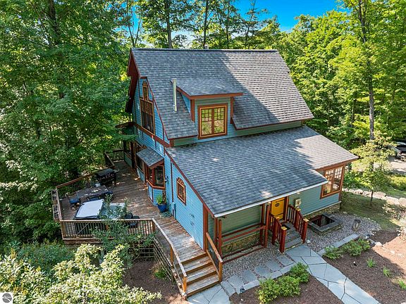 3rd image of 655 S East Torch Lake Dr