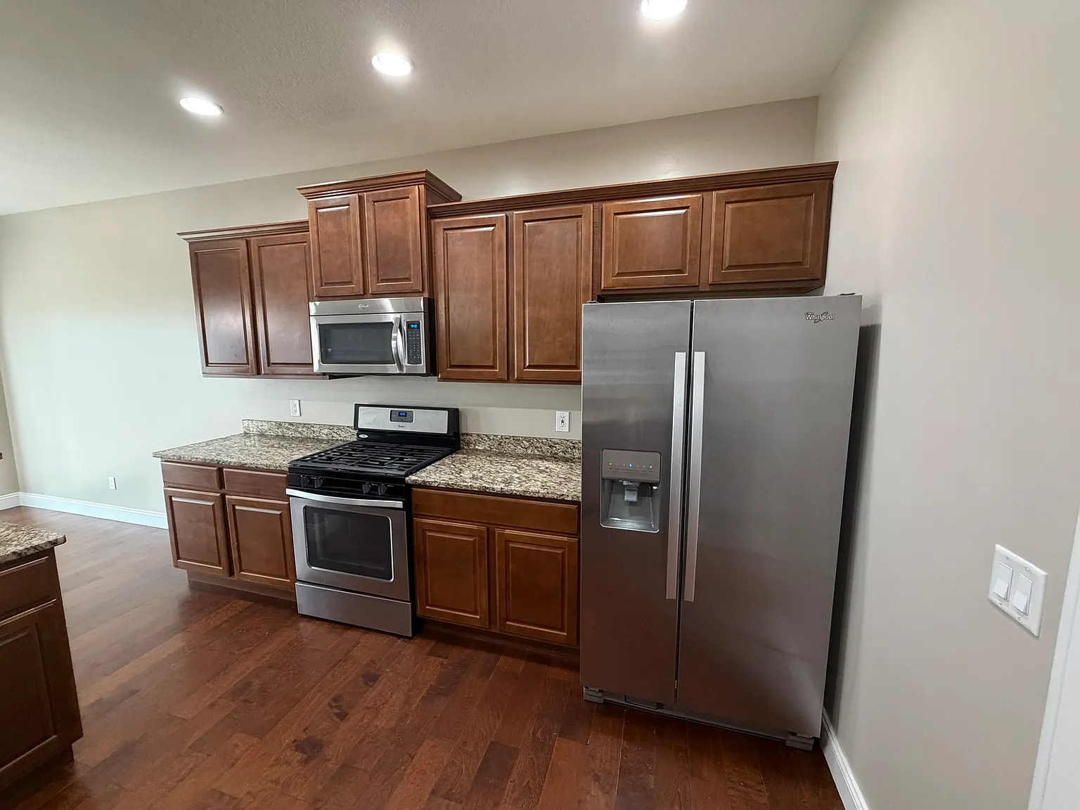 5 bed, 2868 sqft, $3,500 — Photo 4
