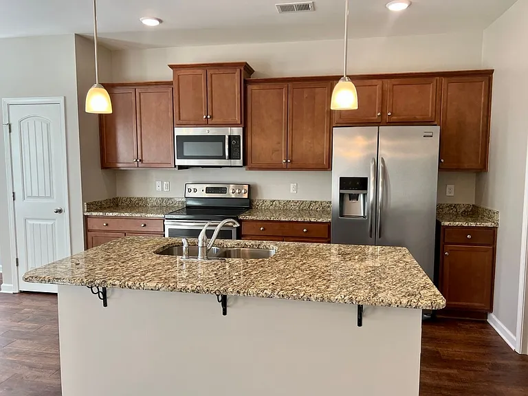 920 Brigade Loop — Photo 4