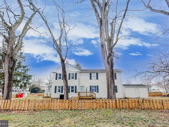 3rd image of 500 N Marshall St