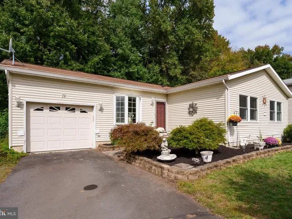 72 Bear Brook Rd, Princeton, NJ 08540