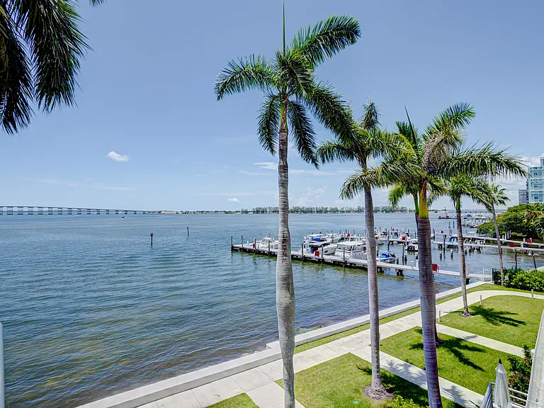 1541 Brickell Ave #T105 — Photo 93