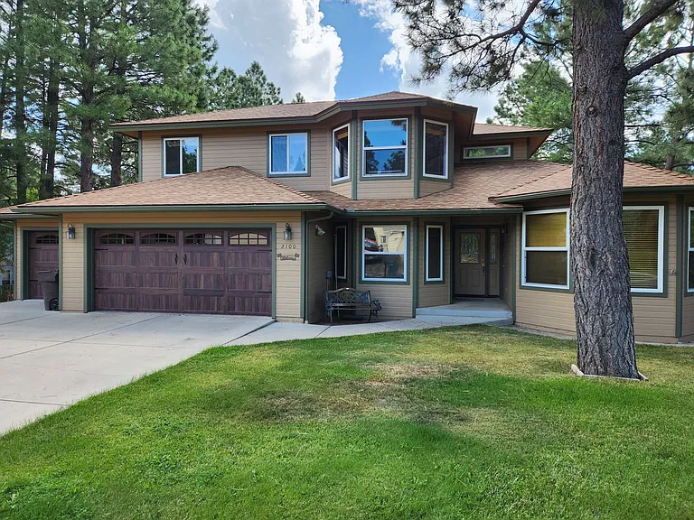 2100 N Timberline Rd — Photo 4