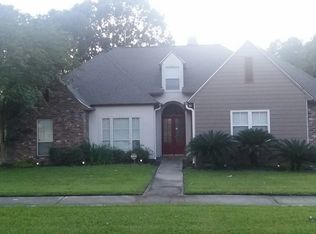 4401 Moss Trail Dr, Zachary, LA 70791