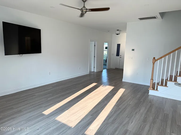 3804 Belfair Dr — Photo 14