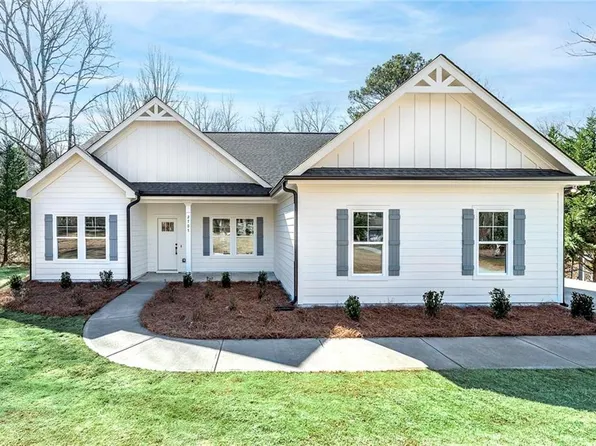 151 Bruce Rd, Dawsonville, GA 30534