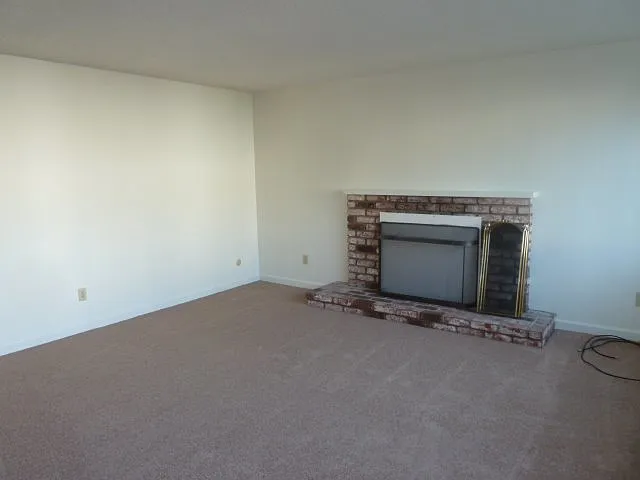 4564 Valley West Blvd — Photo 8