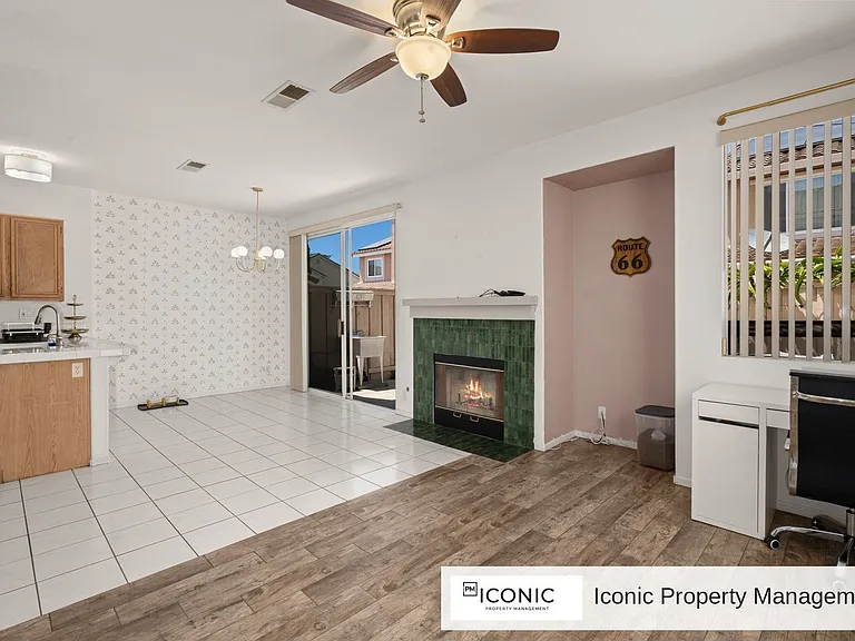 10806 Westonhill Dr — Photo 14