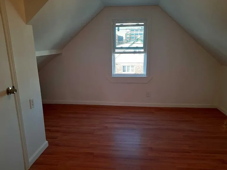 92 Lester St #3 — Photo 9