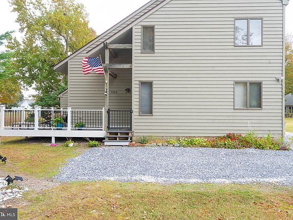 3rd image of 32818 Venta Dr